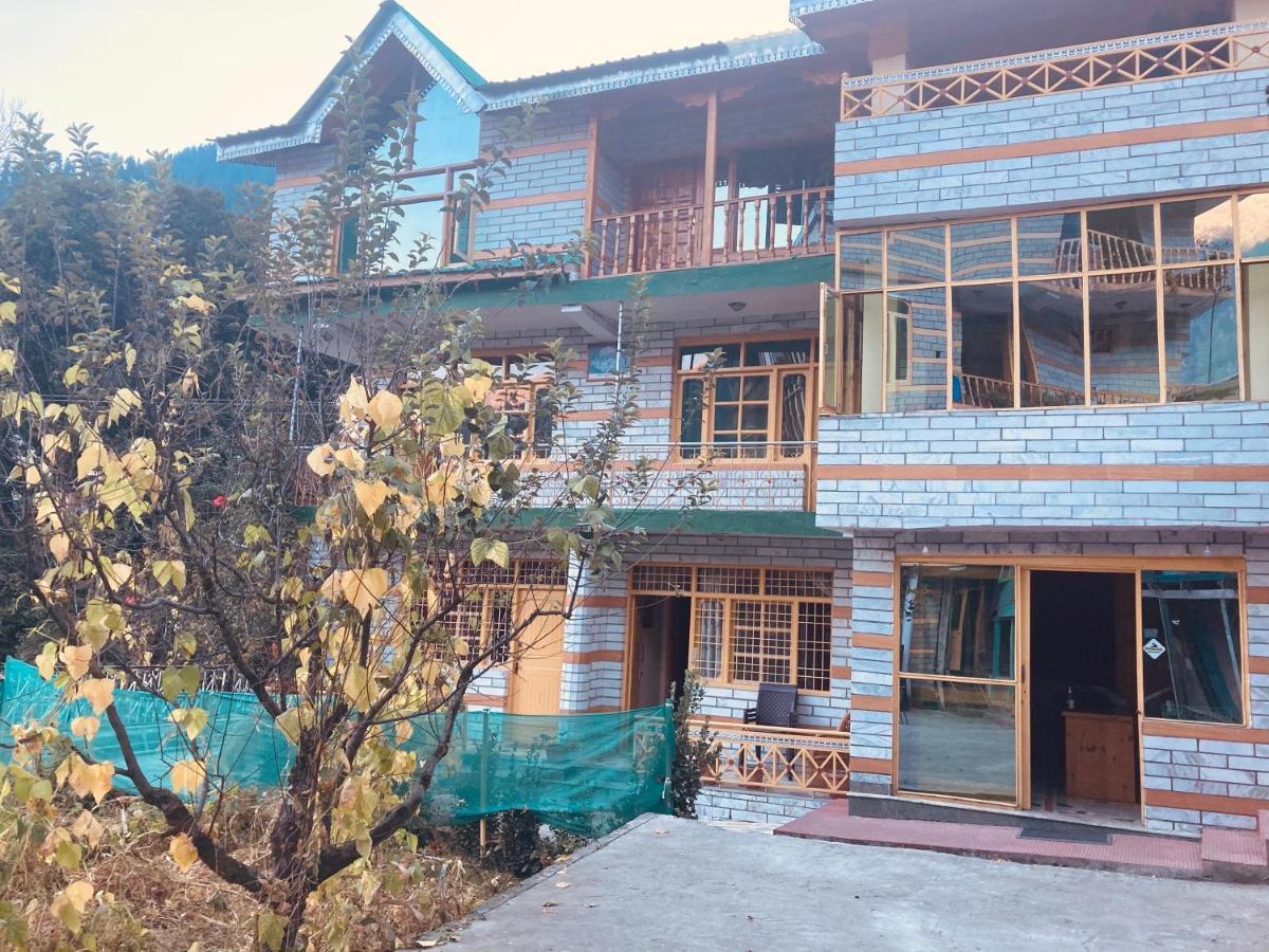 Ram Villa- Affordable Luxury Cottages Apartment