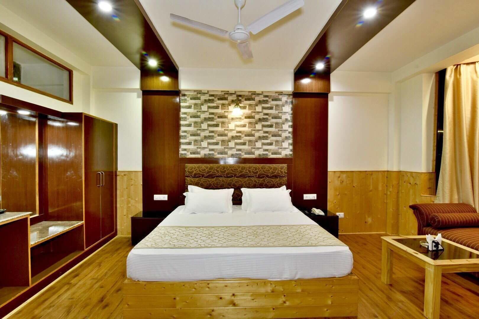 Hotel Devlok Manali (Himachal Pradesh)