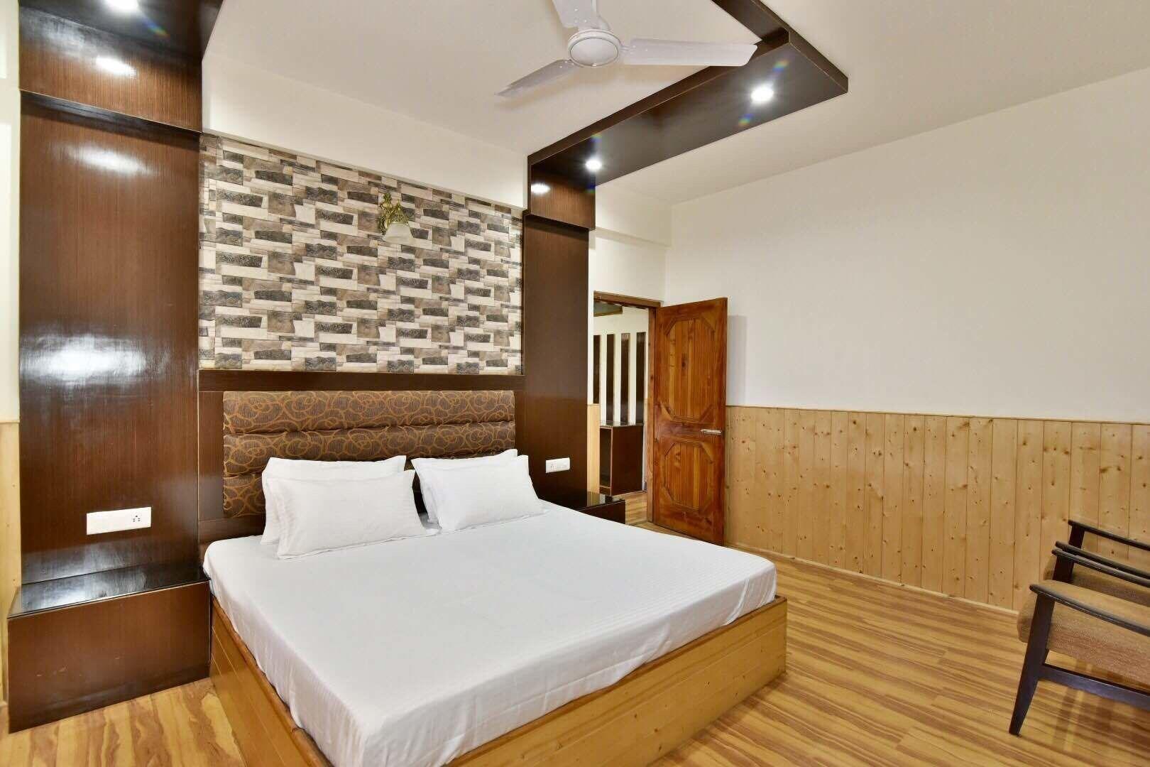 Hotel Devlok 2*