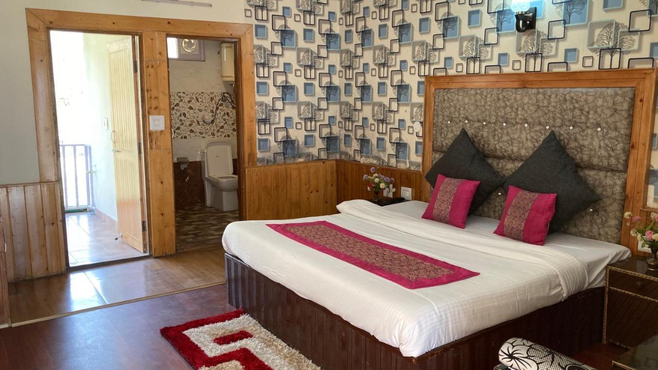 Hotel Elena Aastha Regency