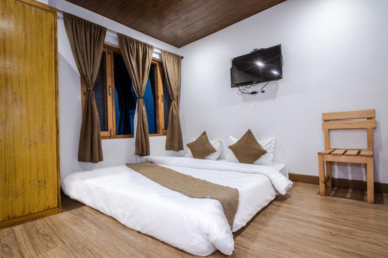 Resort Winterfell The Stay, Unique River Front Manali (Himachal Pradesh)