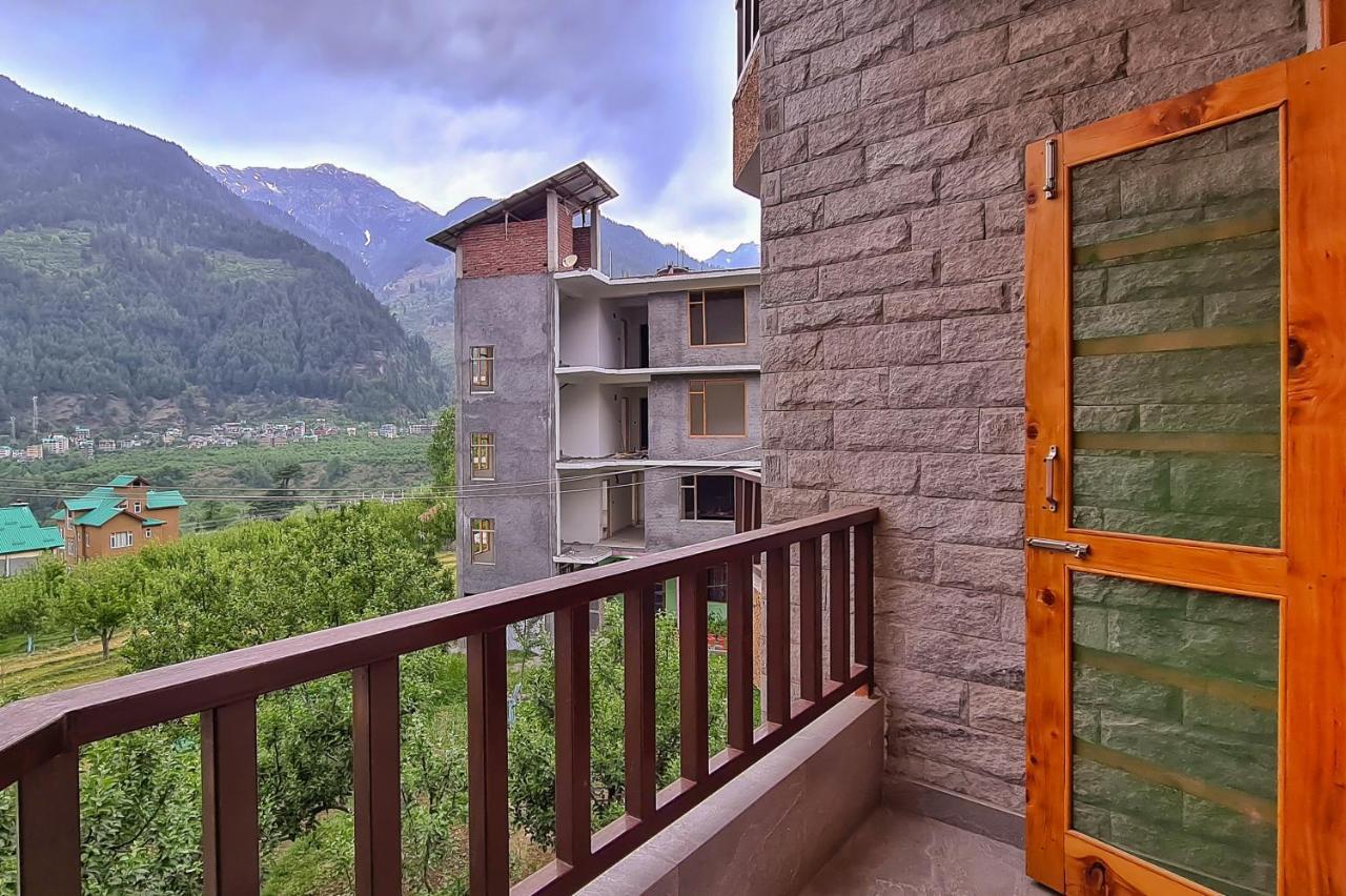 Monkwood House Bed & Breakfast Manali (Himachal Pradesh)