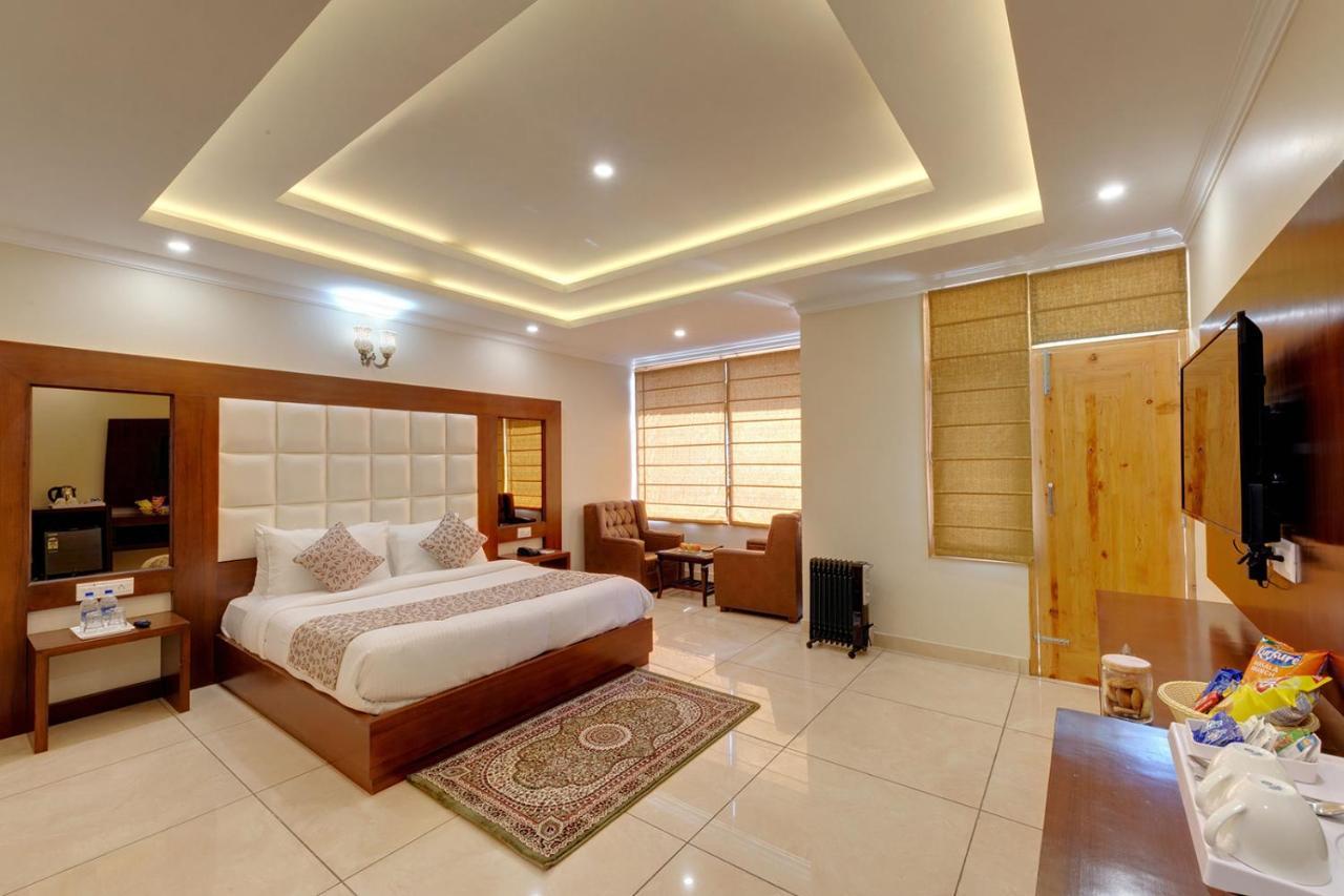 Hotel Regenta Place Leaf Manali- A Centrally Heated 4*