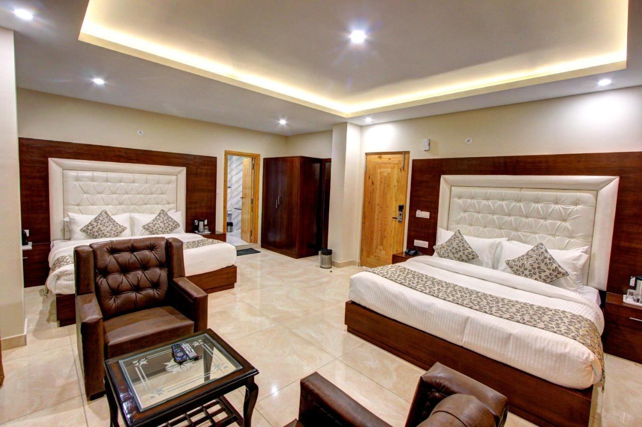 Regenta Place Leaf Manali- A Centrally Heated 4*