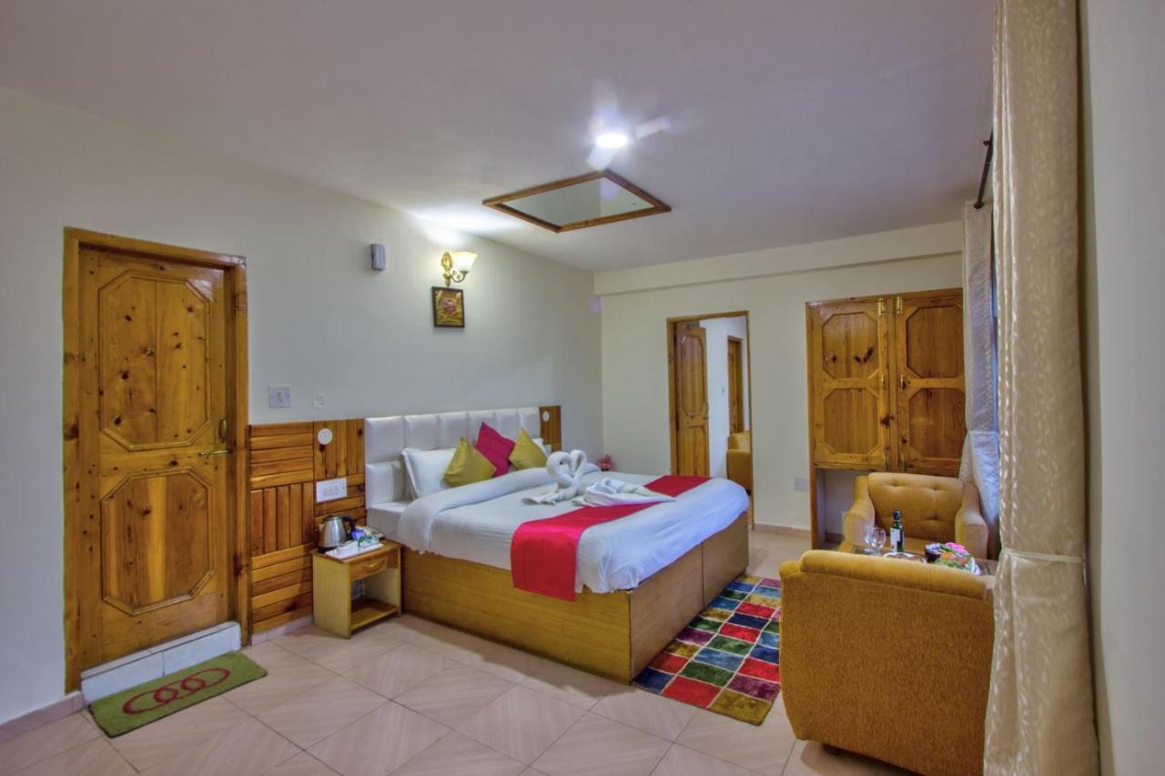 White Mountain Hotel