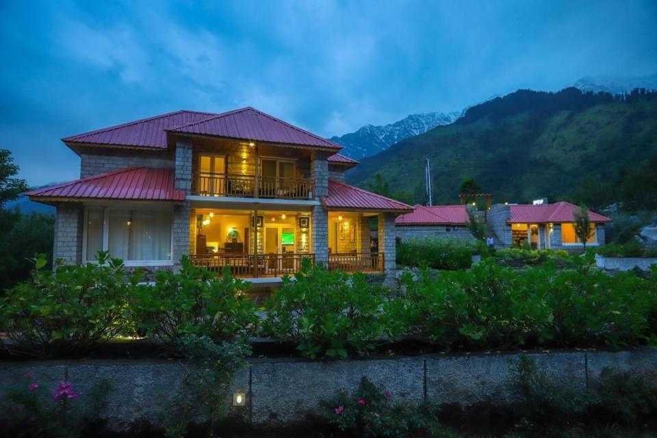 The Amrit 2&3 Bhk Homestay Manali (Himachal Pradesh)