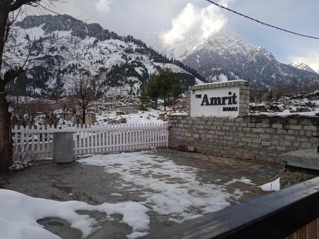 Homestay The Amrit 2&3 Bhk