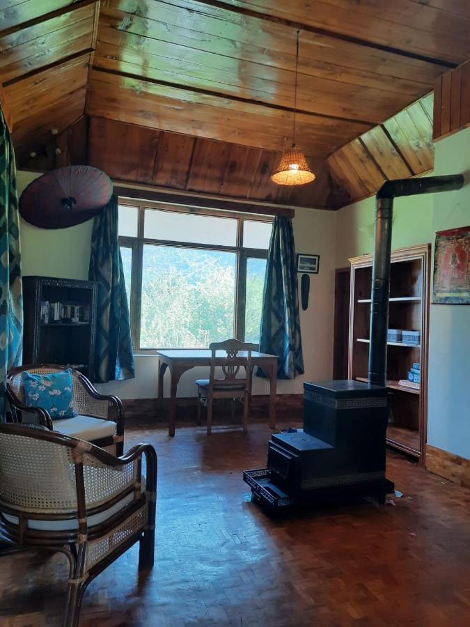 Villa Cliffer Cottage: Make Mountains Memorable! Manali (Himachal Pradesh)