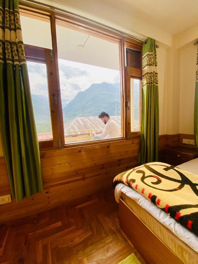 Hide-in Guest house