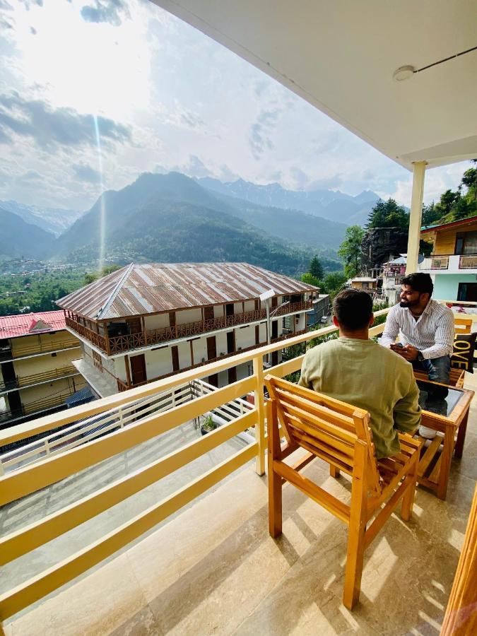 Hide-in * Manali (Himachal Pradesh)