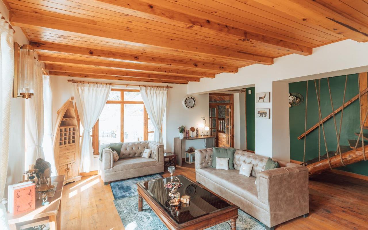 Saffronstays The Amlyn, - Unobstructed Views Of Beas River And The Himalayas - Clear Roads * Manali (Himachal Pradesh)