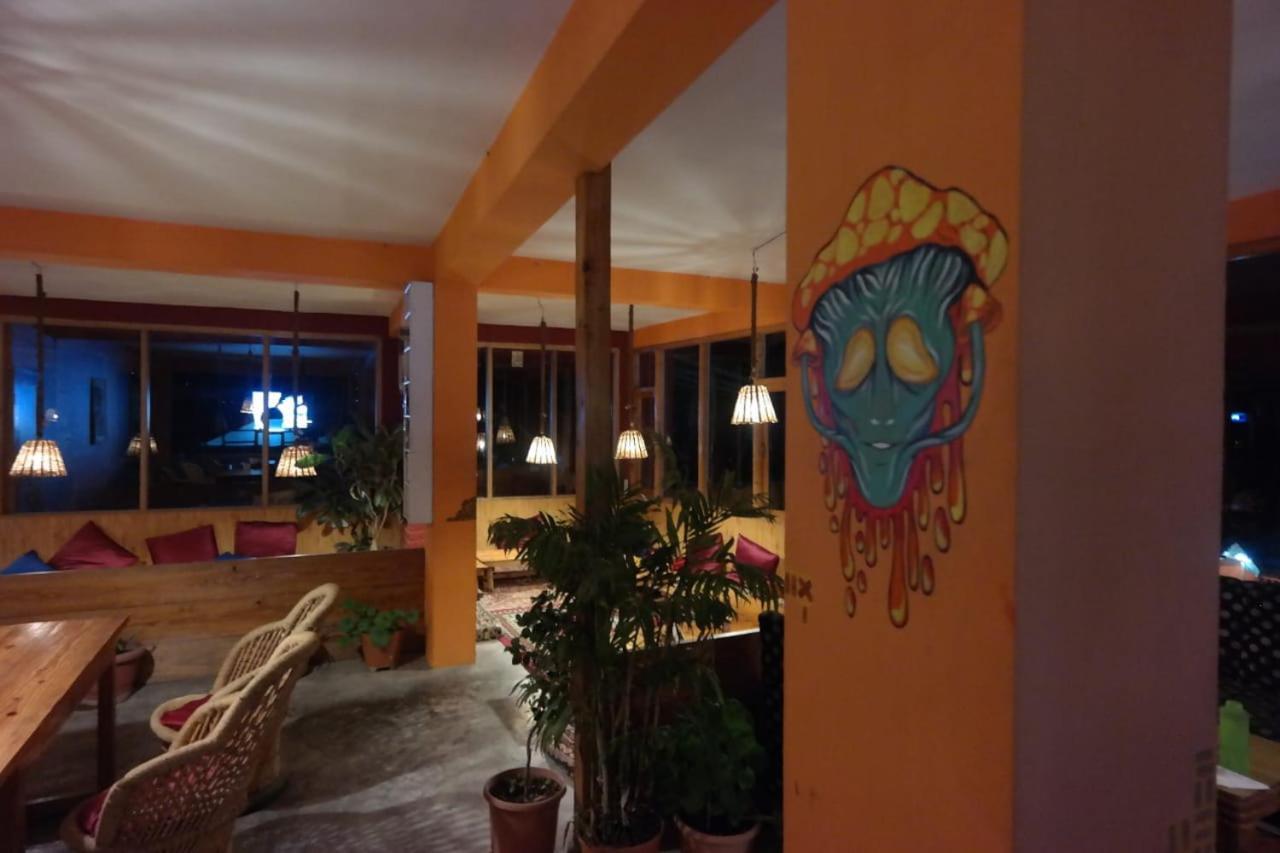 Rasta Cafe And * Manali (Himachal Pradesh)