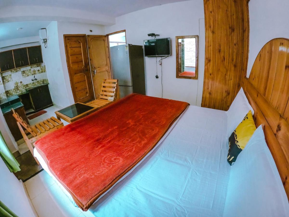 Hide-in Guest house *