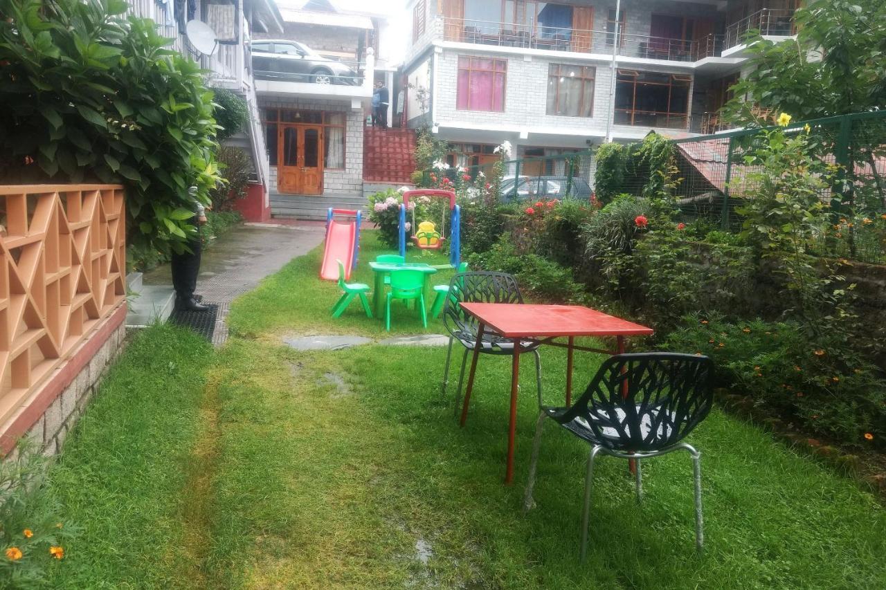 Hotel Tourist Nest Old Manali (Himachal Pradesh)