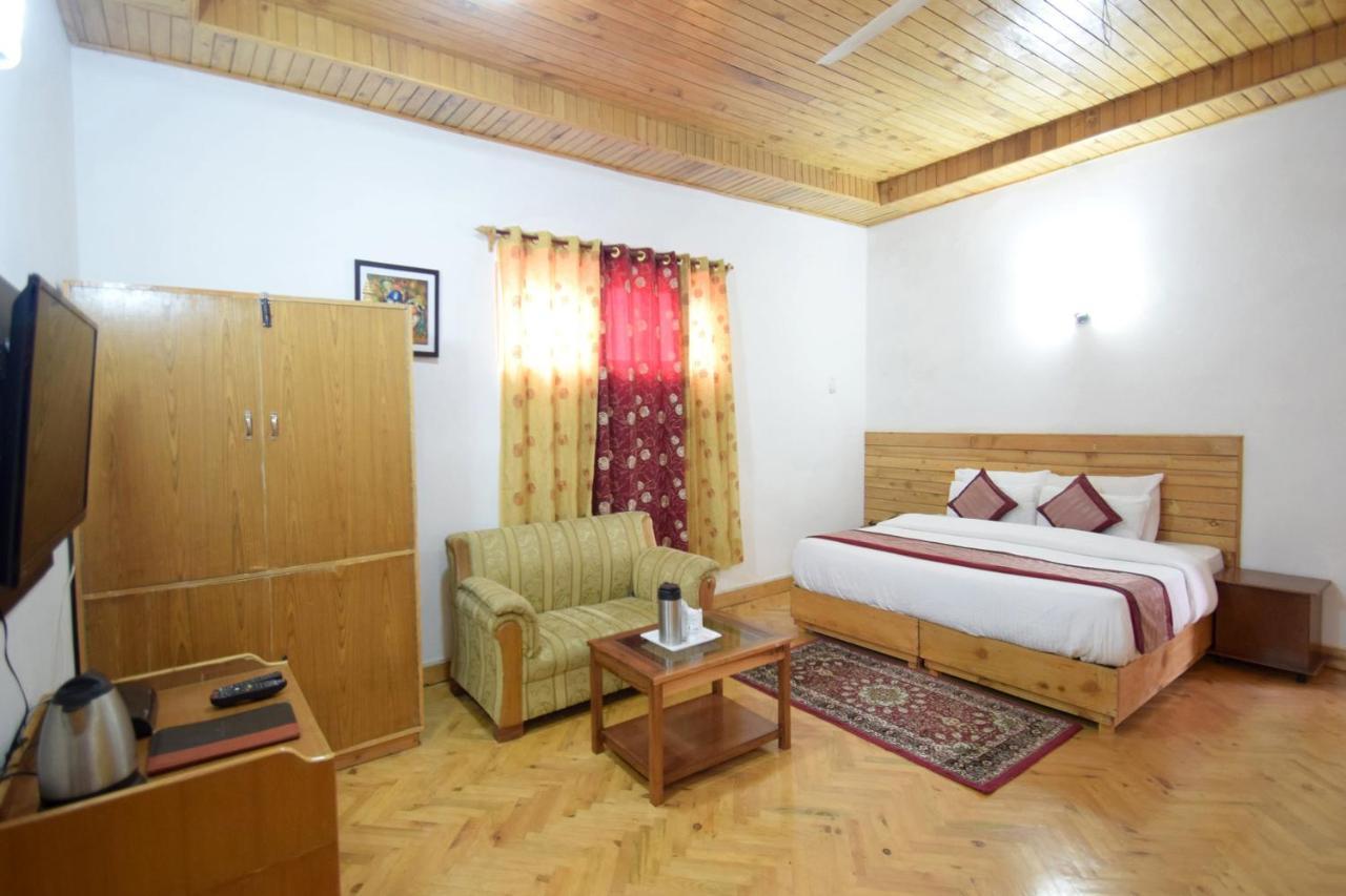 Oyo 4871 The Countryside Resort 3*