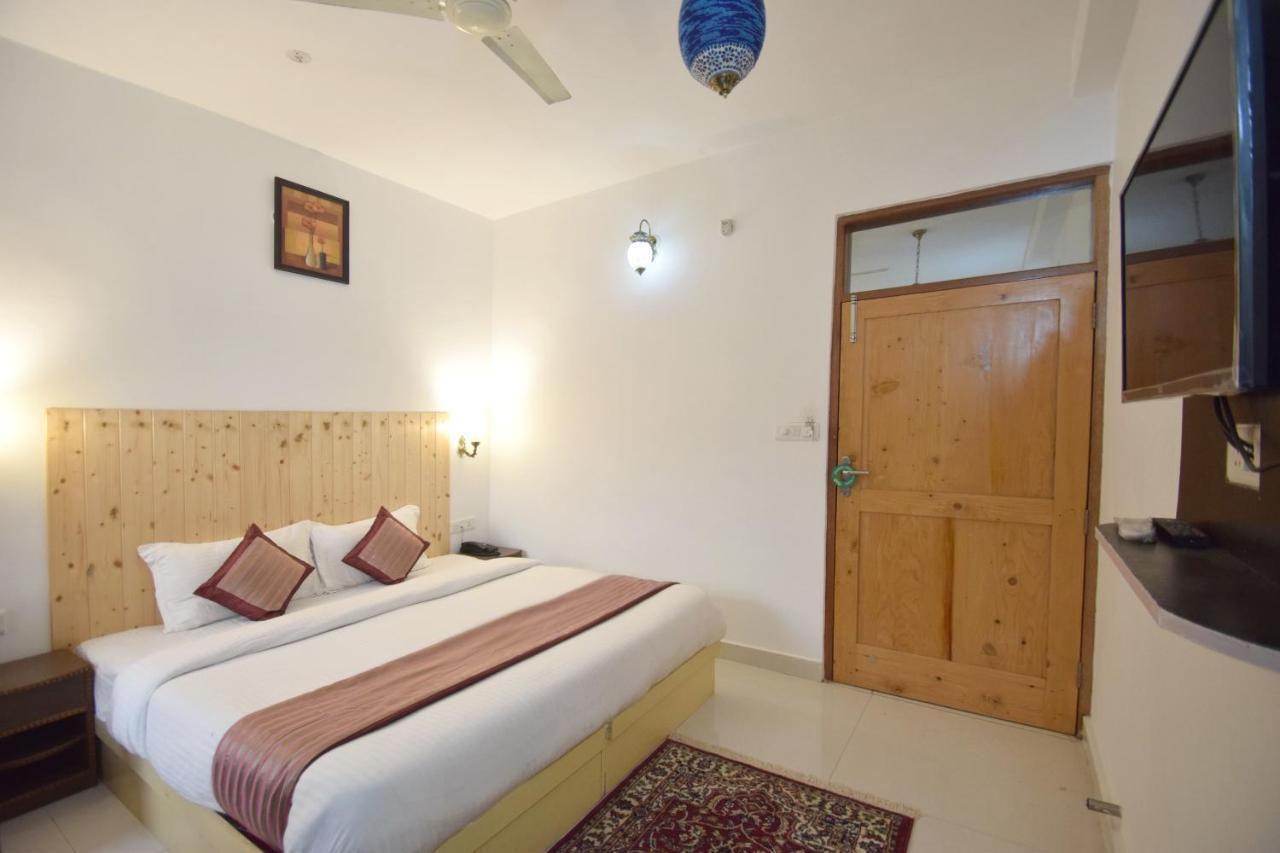 Oyo 4871 The Countryside Resort Manali (Himachal Pradesh)