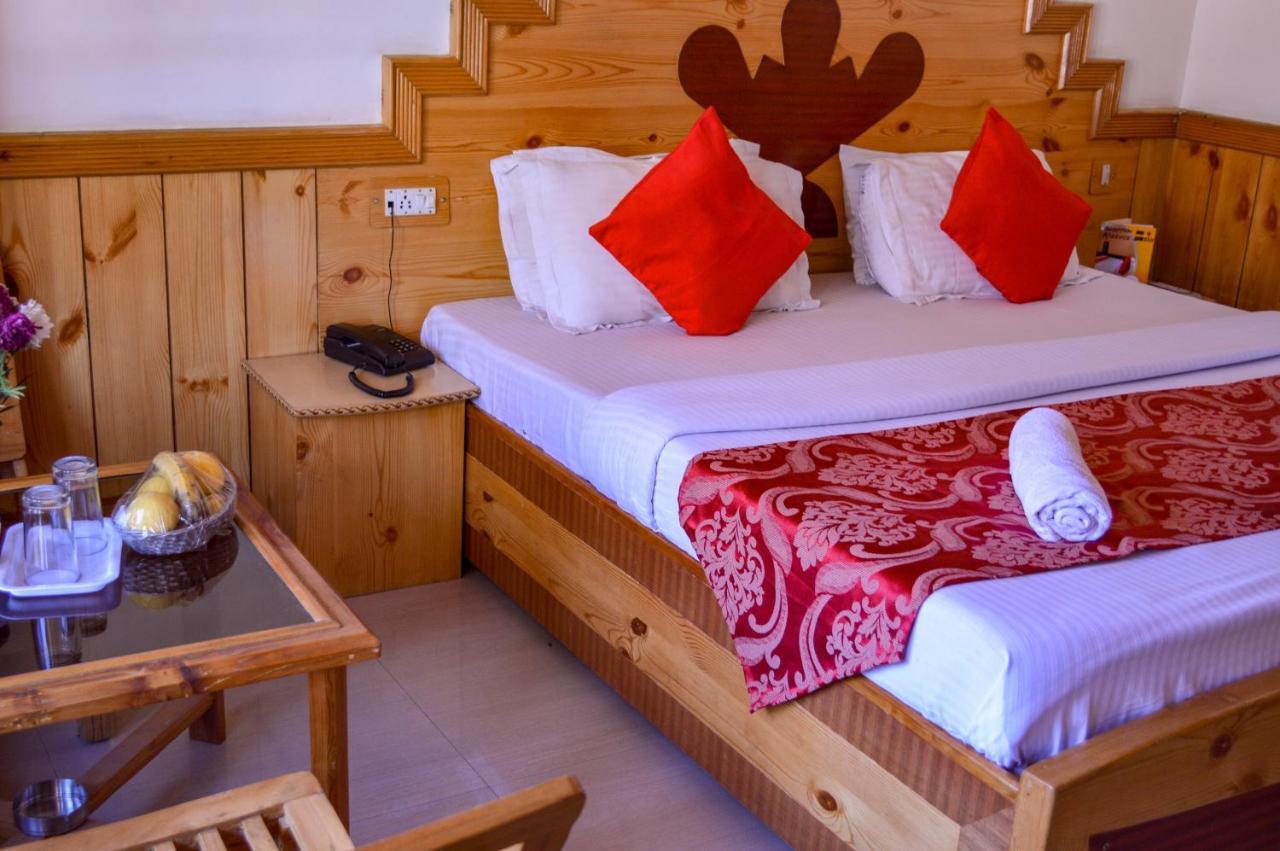 Tourist Nest Old Hotel Manali (Himachal Pradesh)
