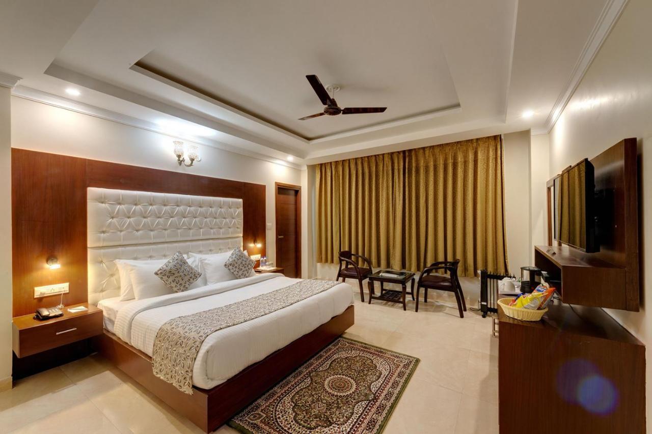 Hotel Regenta Place Leaf Manali- A Centrally Heated