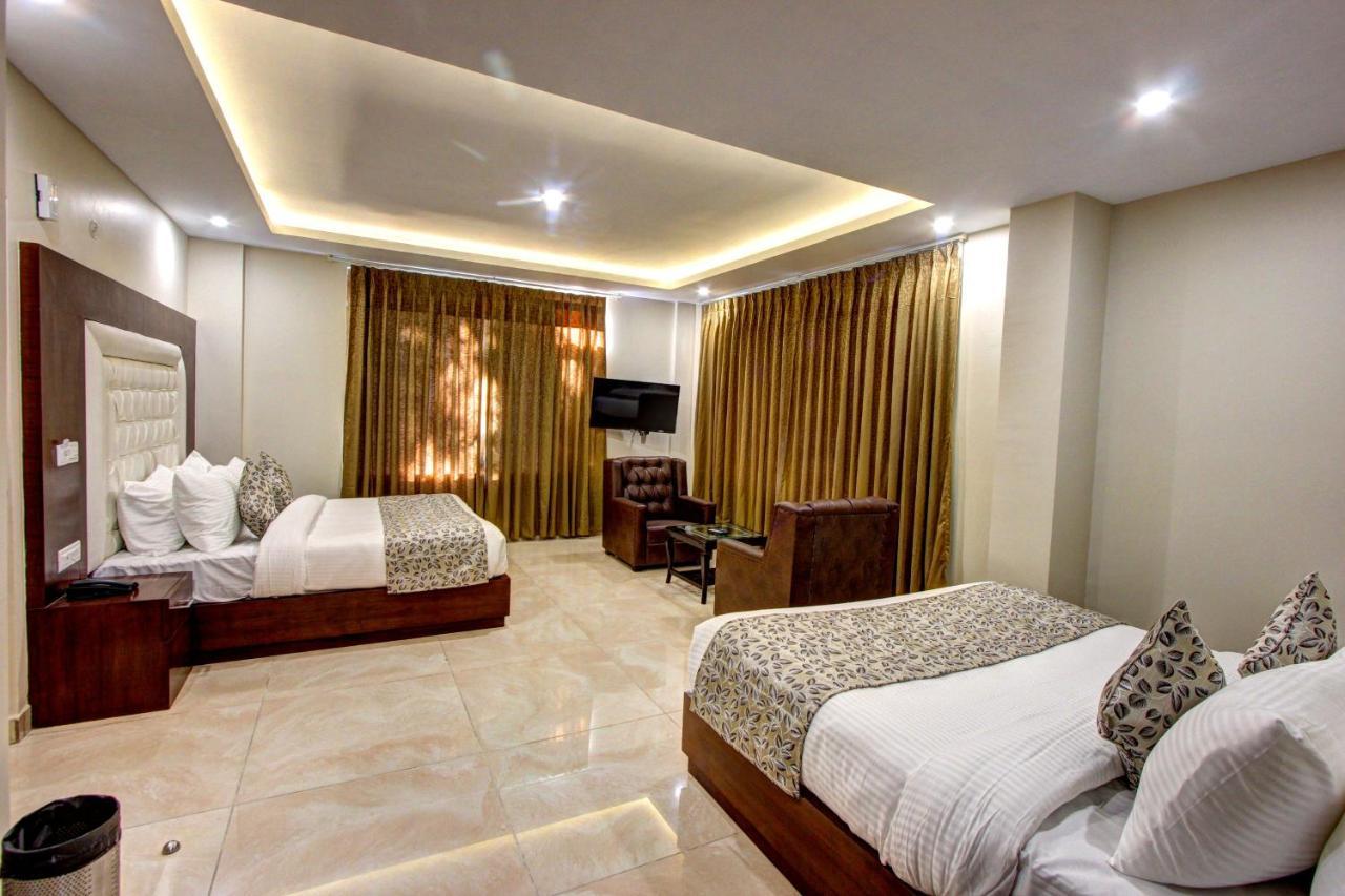 Hotel Regenta Place Leaf Manali- A Centrally Heated