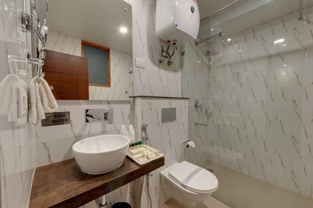 Regenta Place Leaf Manali- A Centrally Heated Hotel 4*