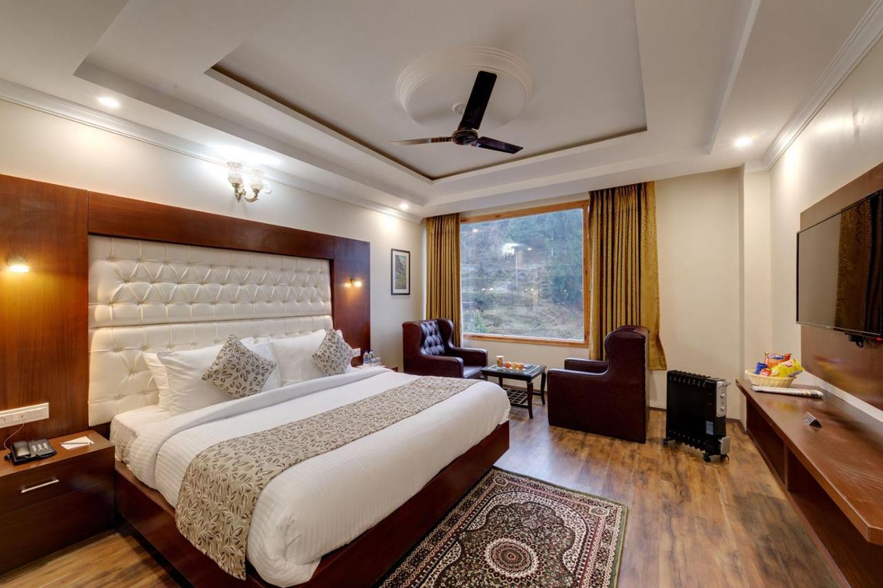 Hotel Regenta Place Leaf Manali- A Centrally Heated