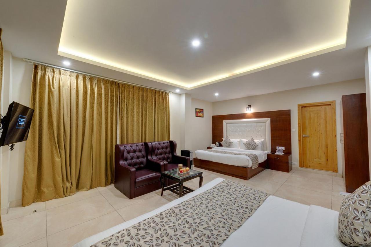 Regenta Place Leaf Manali- A Centrally Heated 4*