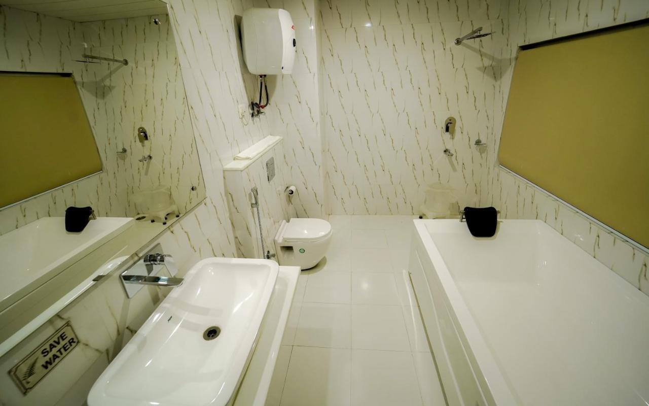 Regenta Place Leaf Manali- A Centrally Heated Hotel 4*