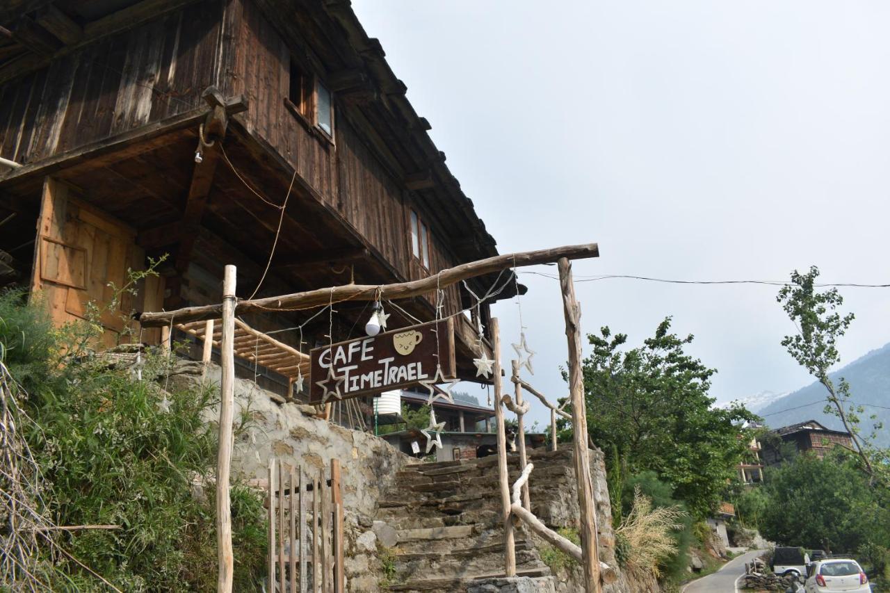 Time Trael Lodge Manali (Himachal Pradesh)