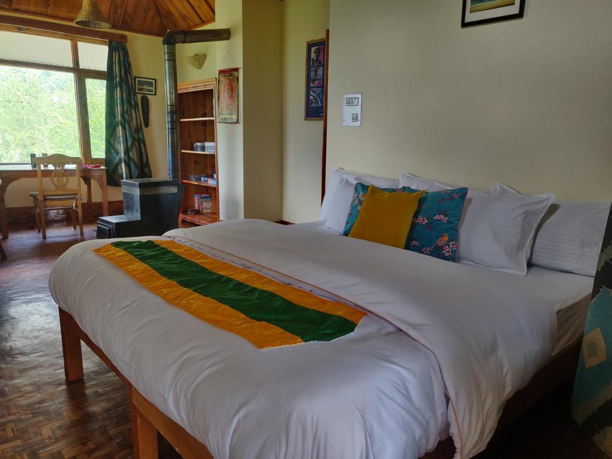 Cliffer Cottage: Make Mountains Memorable! Villa Manali (Himachal Pradesh)