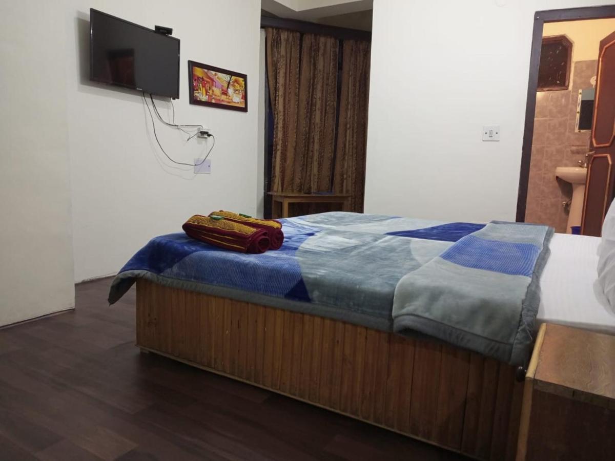 Hadimba Way - Rated And Awarded In !! Balcony 3* Manali (Himachal Pradesh)