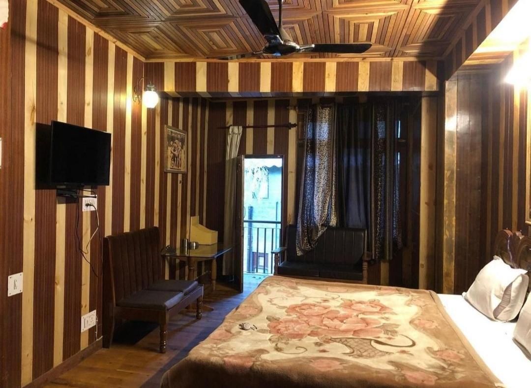 Mountain Orchid Bed & Breakfast Manali (Himachal Pradesh)