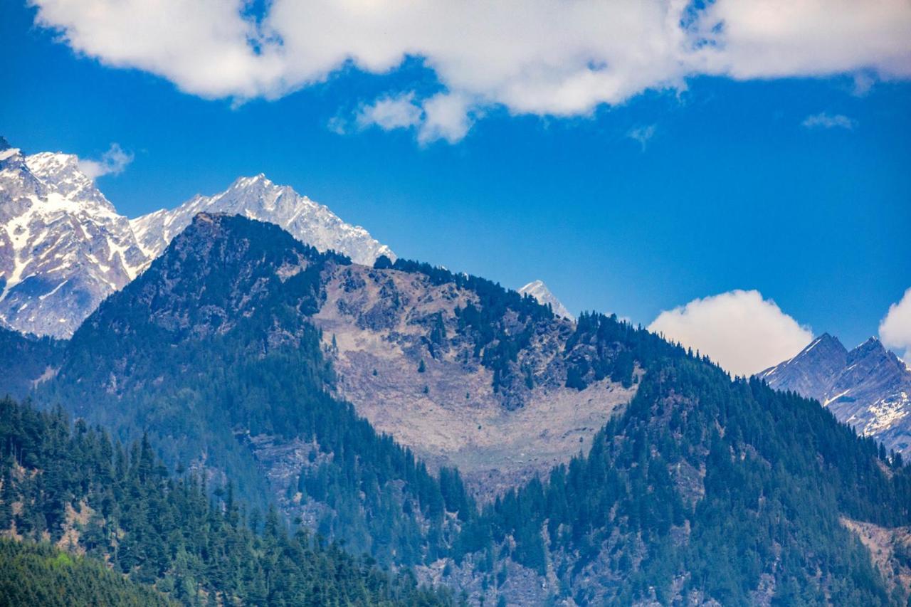 Hotel Fabhotel La Kailasha Manali (Himachal Pradesh)