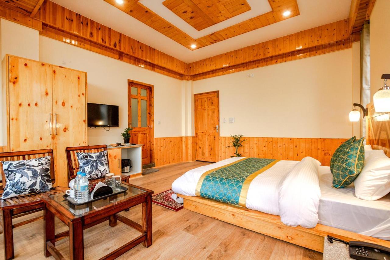 Fabhotel La Kailasha 3*