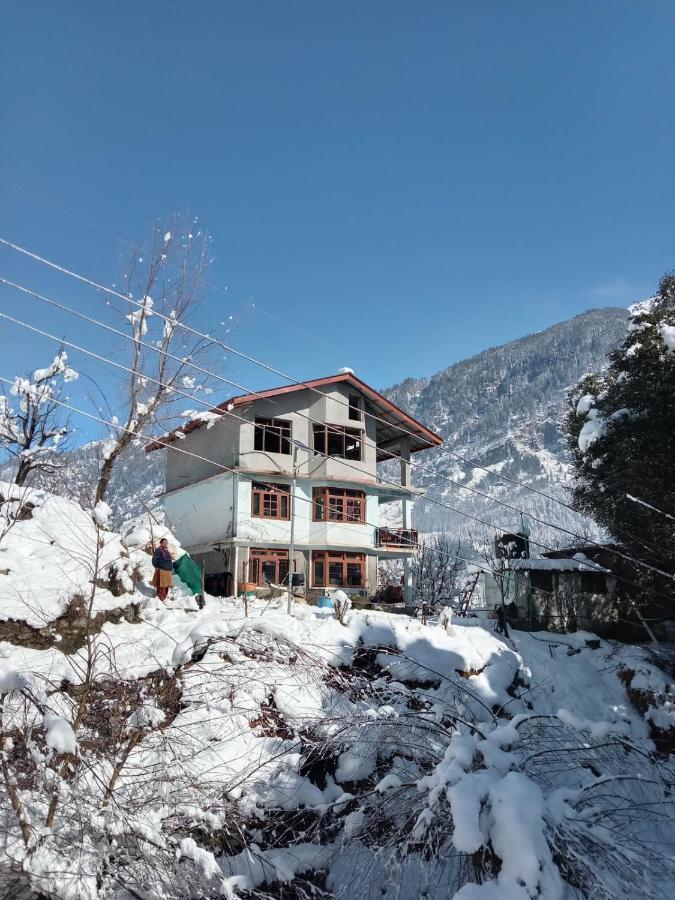Homestay Pahadi Manzil Homestay &