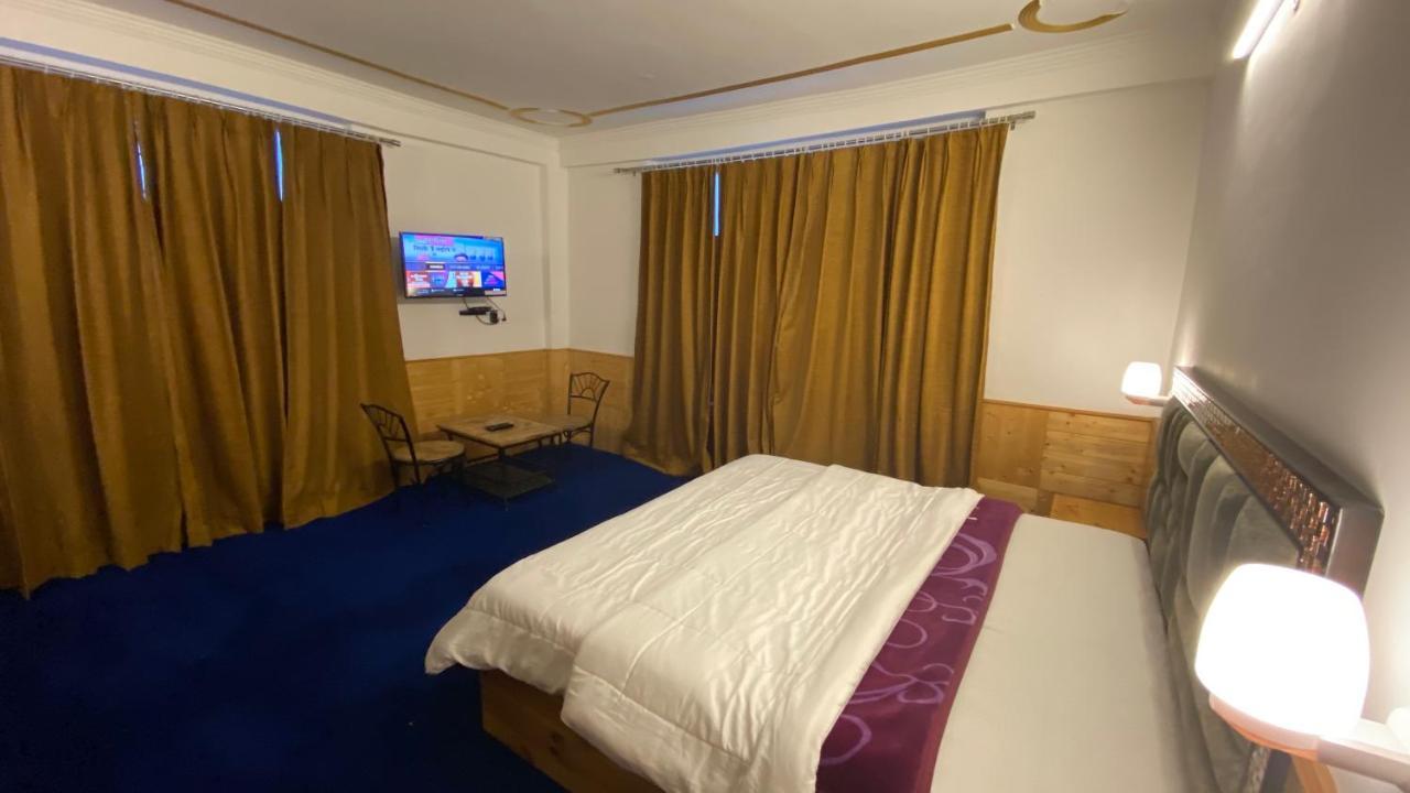 Hotel Shubh Dev Manali (Himachal Pradesh)