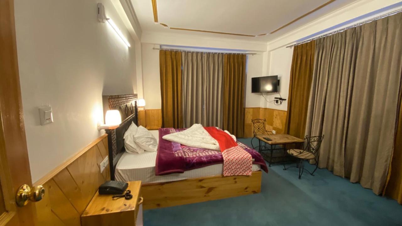 Hotel Shubh Dev 3*
