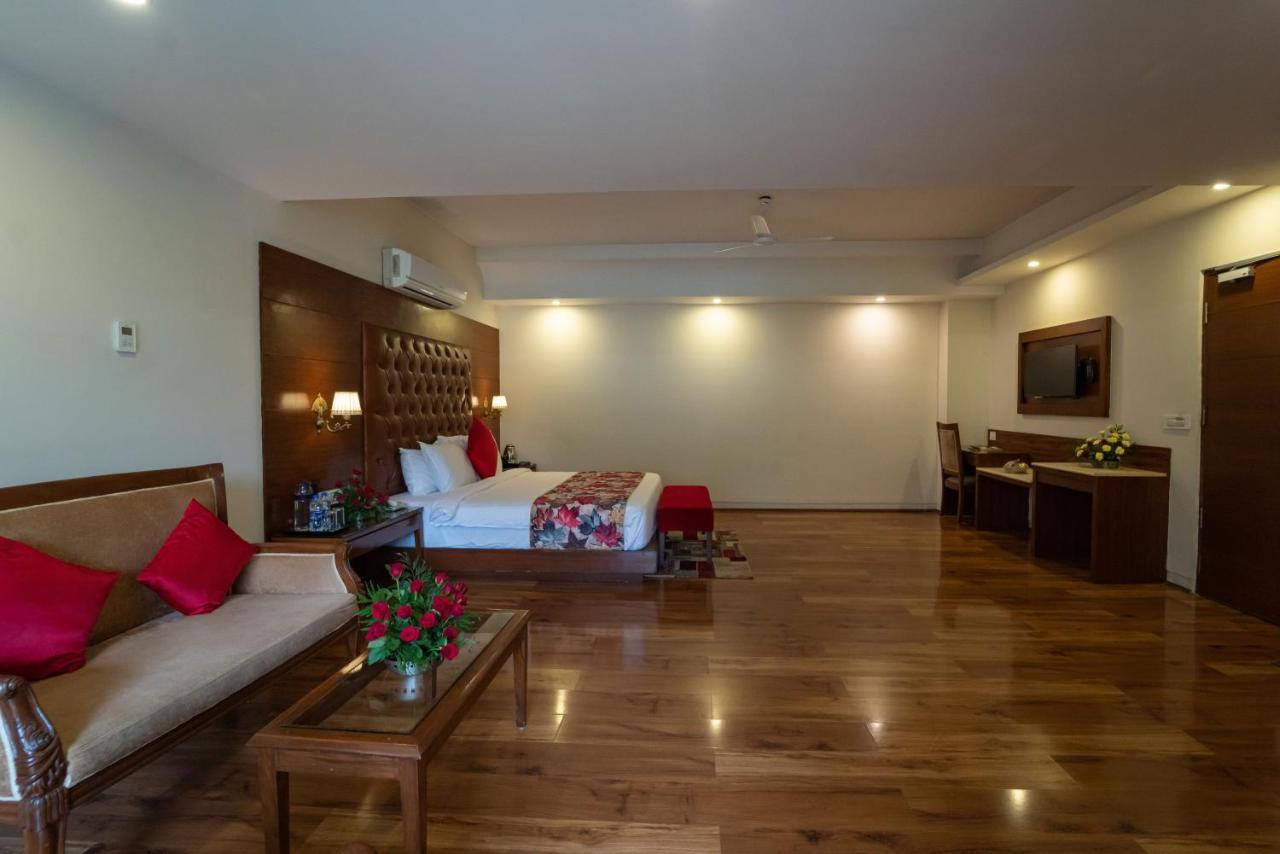 Resort The Allure Grand - A Riverside And Manali (Himachal Pradesh)
