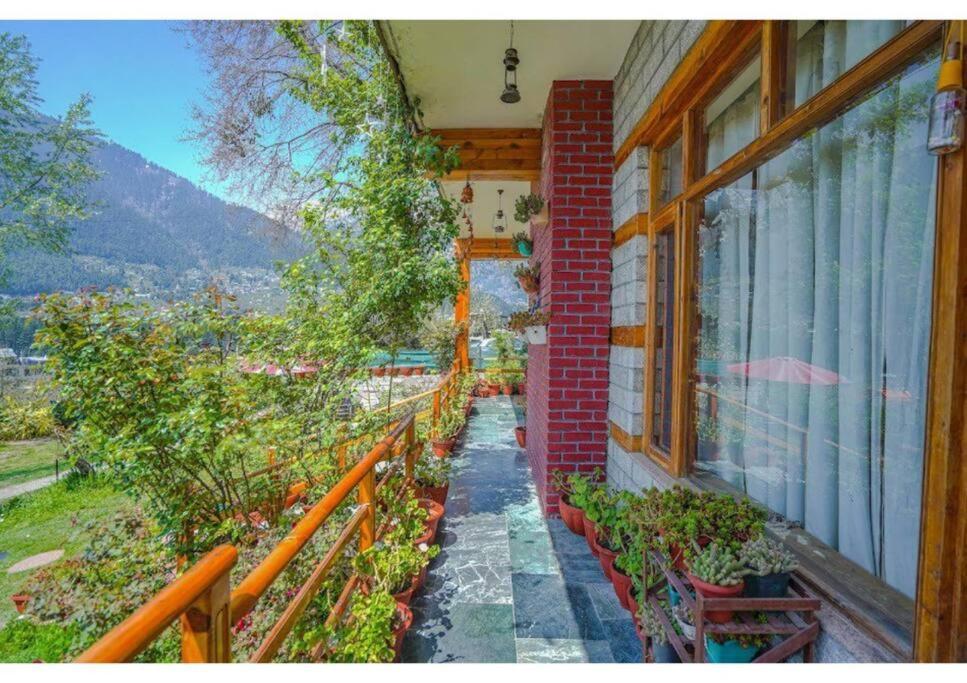 Villa Redhomex Woodstock 5bhk Manali (Himachal Pradesh)