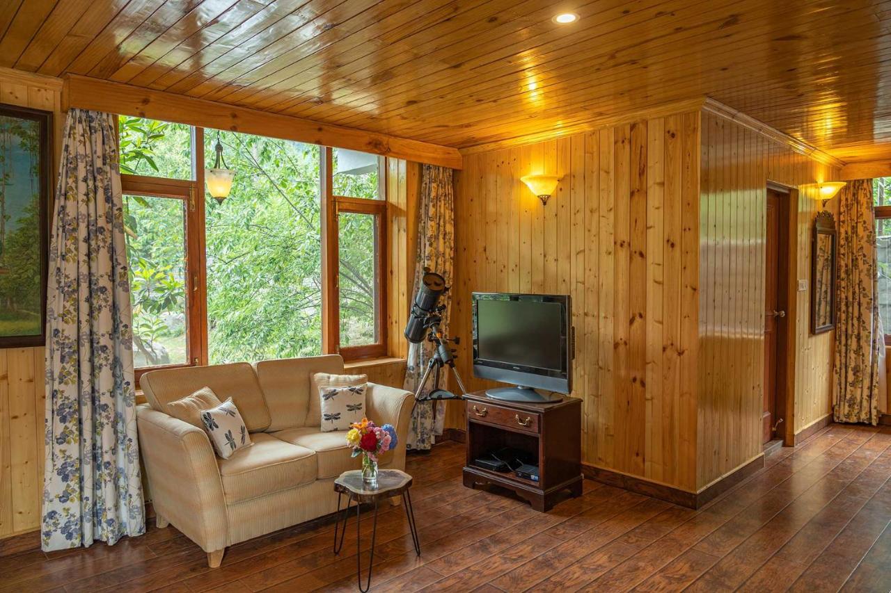 Stayvista At The Waterwillow With Valley View Manali (Himachal Pradesh)