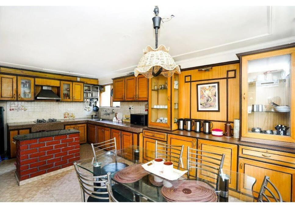 Villa Redhomex Woodstock 5bhk Manali (Himachal Pradesh)