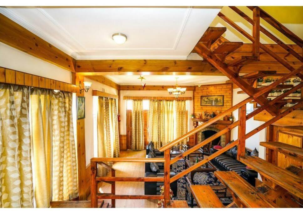 Redhomex Woodstock 5bhk Villa Manali (Himachal Pradesh)