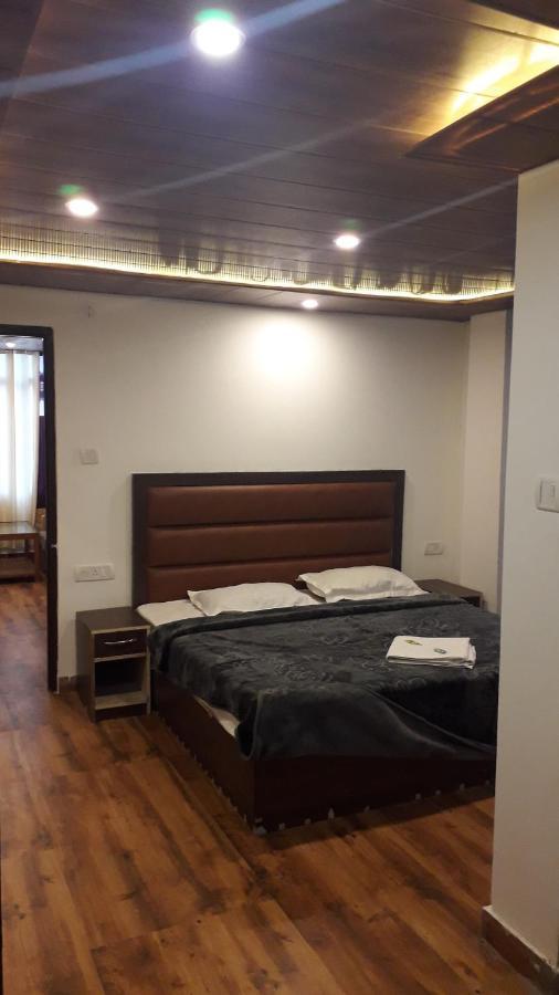 Royal View Manali (Himachal Pradesh)