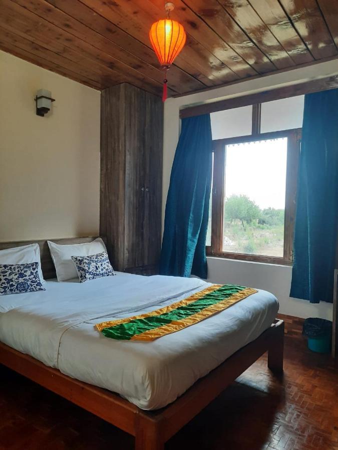 Cliffer Cottage: Make Mountains Memorable! Villa Manali (Himachal Pradesh)