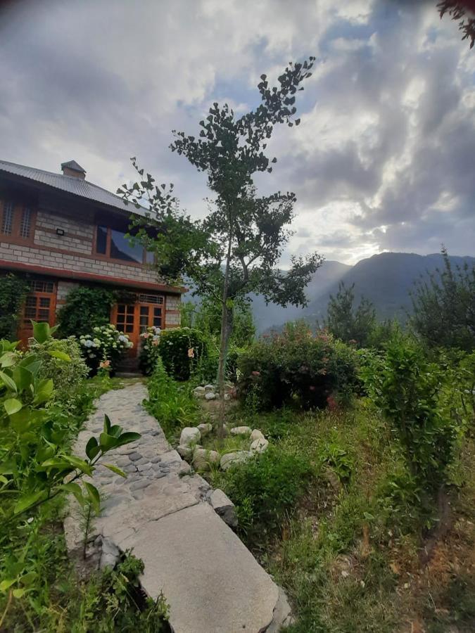 Cliffer Cottage: Make Mountains Memorable! *