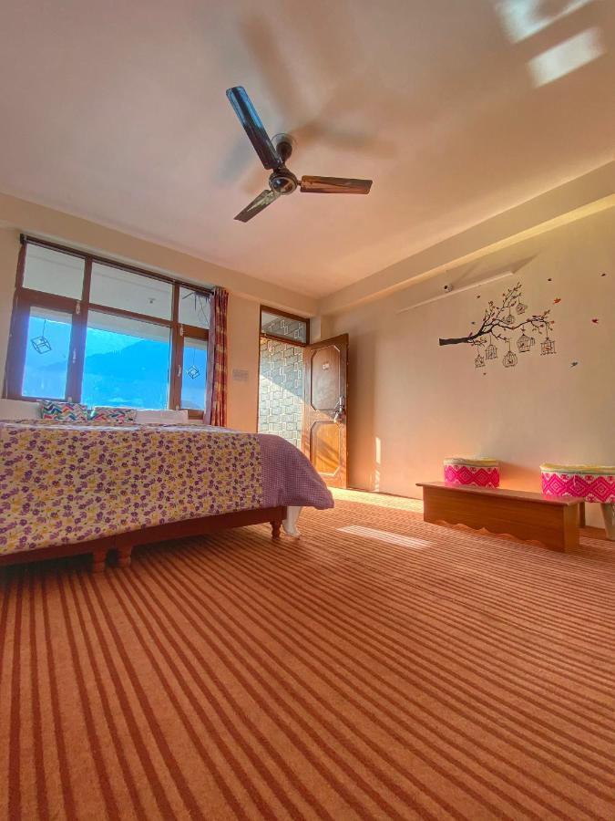Safarnama Homestay - With Mountain And Sunset View Manali (Himachal Pradesh)
