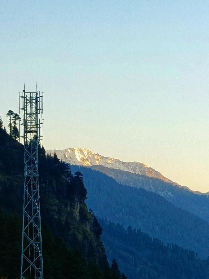 Safarnama Homestay - With Mountain And Sunset View Manali (Himachal Pradesh)