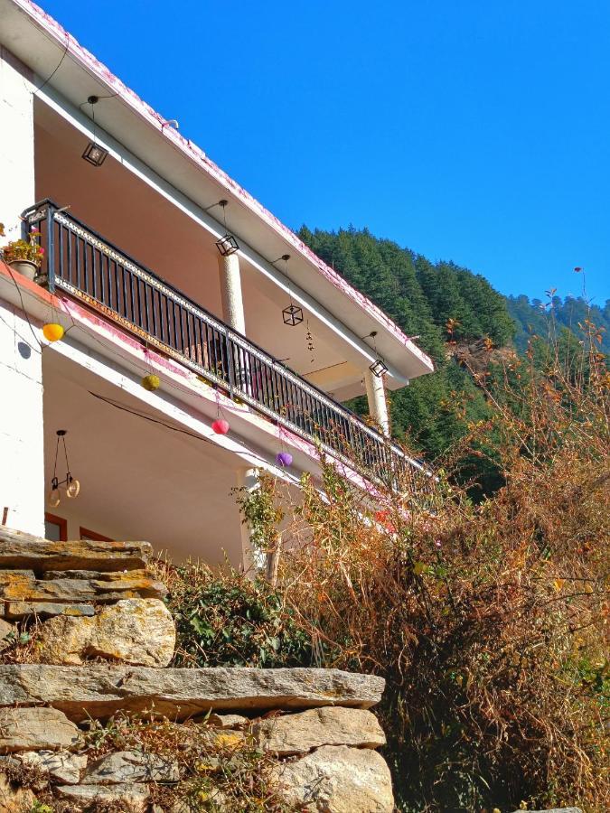 Safarnama Homestay - With Mountain And Sunset View Homestay