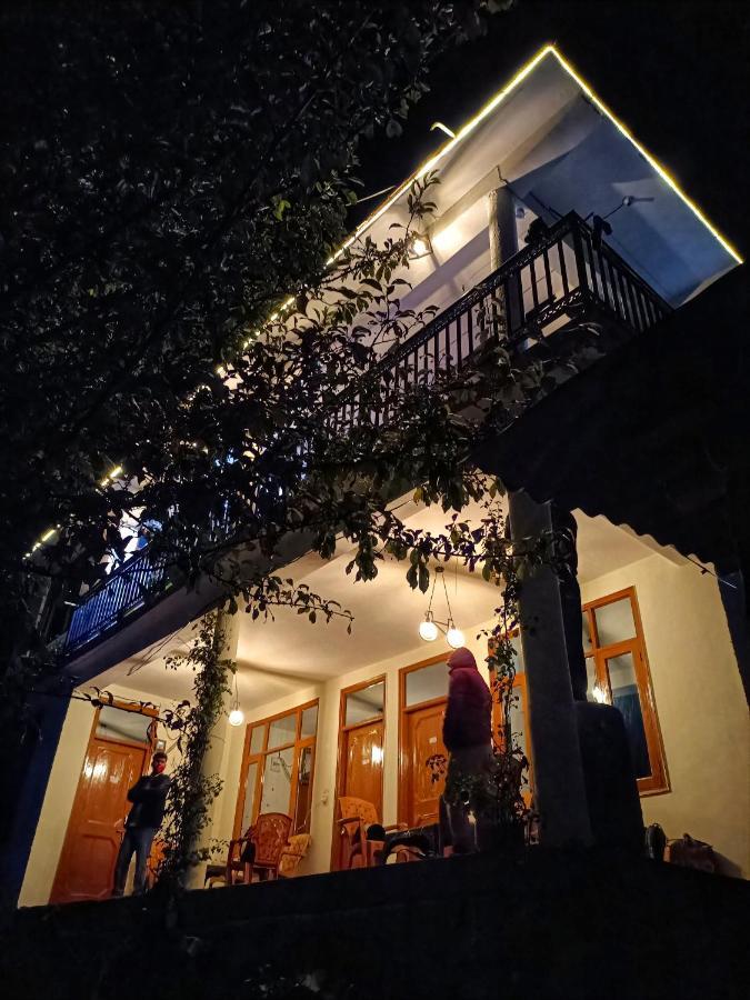Safarnama Homestay - With Mountain And Sunset View Homestay *