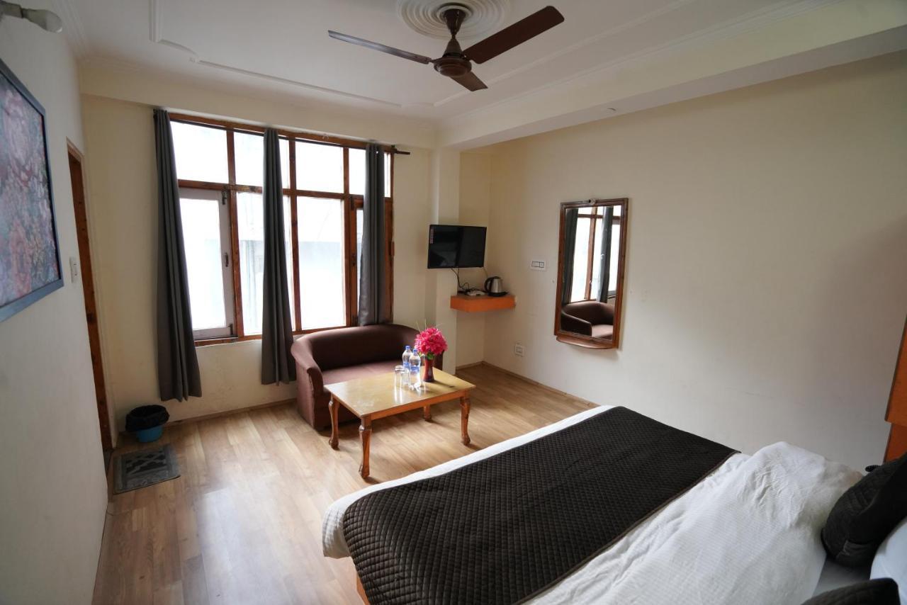 Sourabh Hotel