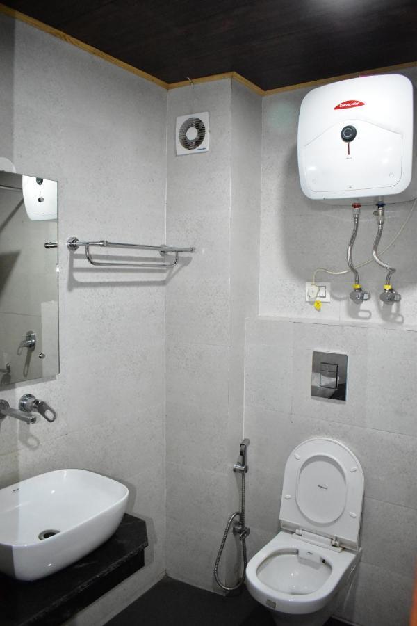 Hadimba Way - Rated And Awarded In !! Balcony Hotel